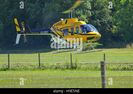 Elite Hubschrauber Bell 206L-1 LongRanger II G-LIMO Hubschrauberlandeplätze in Henley-on-Thames, Mühle Wiesen Stockfoto