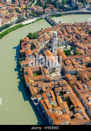 Antenne, Verona Kathedrale Cattedrale Santa Maria Matricolare, Zentrum von Verona, Etsch, Adige, Verona, Norditalien, V anzeigen Stockfoto