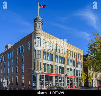 Louisville, KY, USA - 20. November 2016: The Frazier History Museum liegt in der Innenstadt von Louisville KY. Das Museum verfügt über 75000 sqft Exibit Platz und Stockfoto