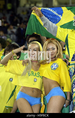 BRASILIANISCHEN FANS WORLD CUP JAPAN 2002 SAITAMA Stadion SAITAMA JAPAN 26. Juni 2002 Stockfoto