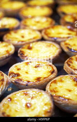 Portugiesische Gebäck - Pasteis de Nata. Köstliche hausgemachte Spezialitäten. Typisch für die Region Lissabon. Stockfoto