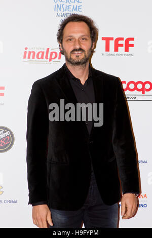 Turin, Italien. 22. November 2016. Italienischer Schauspieler Fabio Troiano nimmt Teil an Charity-Dinner während Torino Film Festival. © Marco Destefanis/Pacific Press/Alamy Live-Nachrichten Stockfoto