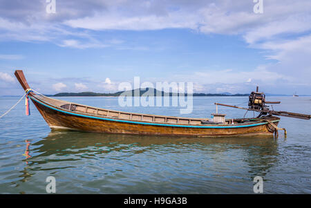 Longtail-Boot in Ko Lanta, Thailand Stockfoto