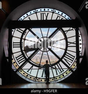 riesige Uhr des Musee d ' Orsay in Paris, Frankreich Stockfoto