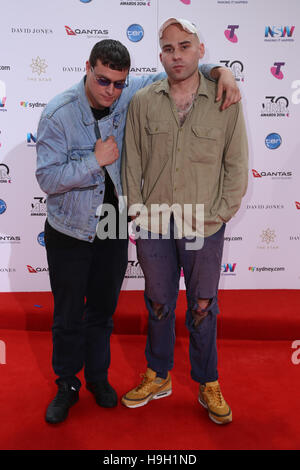 Sydney, Australien. 23. November 2016. TBC kommt auf dem roten Teppich für den 30. ARIA Awards im The Star, Pyrmont, Sydney. Kredit: Kredit: Richard Milnes/Alamy Live-Nachrichten Stockfoto