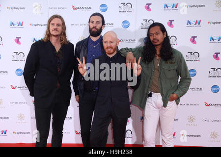 Sydney, Australien. 23. November 2016. TBC kommt auf dem roten Teppich für den 30. ARIA Awards im The Star, Pyrmont, Sydney. Kredit: Kredit: Richard Milnes/Alamy Live-Nachrichten Stockfoto