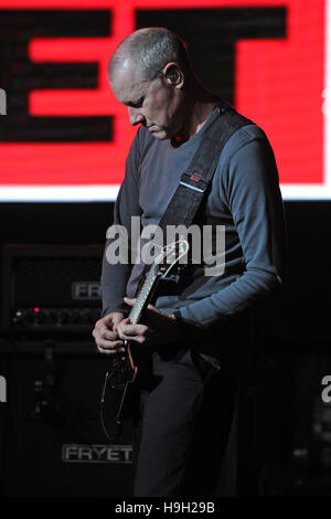 Fort Lauderdale, FL, USA. 22. November 2016. Helm führt auf Revolution am 22. November 2016 in Fort Lauderdale, Florida. © Mpi04/Medien Punch/Alamy Live-Nachrichten Stockfoto