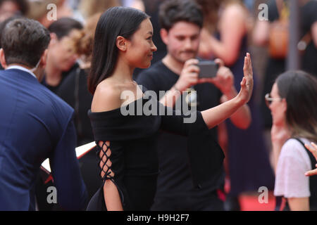 Sydney, Australien. 23. November 2016. TBC kommt auf dem roten Teppich für den 30. ARIA Awards im The Star, Pyrmont, Sydney. Kredit: Kredit: Richard Milnes/Alamy Live-Nachrichten Stockfoto