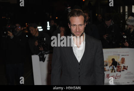 London, UK, UK. 23. November 2016. Rafe Spall besucht die UK-Premiere von "Mamas Liste" Curzon Mayfair. Bildnachweis: Ferdaus Shamim/ZUMA Draht/Alamy Live-Nachrichten Stockfoto