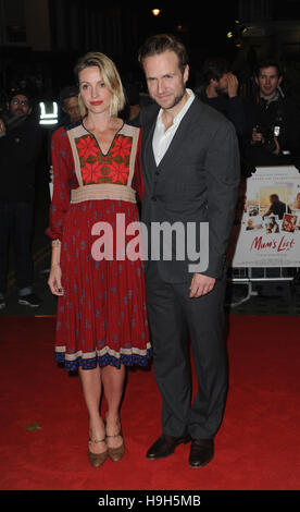 London, UK, UK. 23. November 2016. Rafe Spall besucht die UK-Premiere von "Mamas Liste" Curzon Mayfair. Bildnachweis: Ferdaus Shamim/ZUMA Draht/Alamy Live-Nachrichten Stockfoto