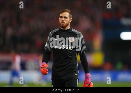 Madrid, Spanien. 19. November 2016. Jan Oblak (Atletico) Fußball: Spanisch "La Liga Santander" match zwischen Atletico de Madrid 0-3 Real Madrid im Vicente Calderon Stadion in Madrid, Spanien. © Mutsu Kawamori/AFLO/Alamy Live-Nachrichten Stockfoto