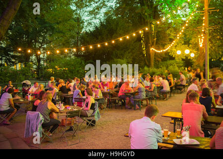 Deutschland, Köln, Neustadt-Nord, Biergarten Im Stadtgarten Stockfoto