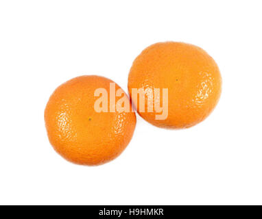 Nahaufnahme von zwei Reife helle Farbe Orangen isoliert auf weißem Hintergrund Stockfoto