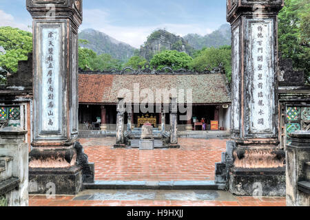 Dinh Tien Houng Tempel, Ninh Binh, Vietnam, Asien Stockfoto
