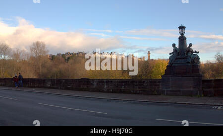 Park-Zirkus von Kelvingrove Park Brücke in Glasgow Stockfoto