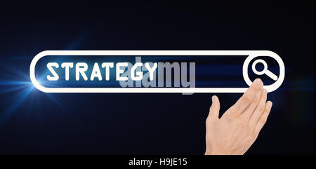 Zusammengesetztes Bild des Kaufmanns an Hand heraus in Präsentation Stockfoto