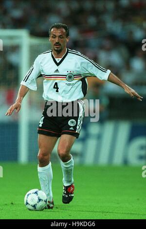 Jürgen KOHLER Deutschland & BORUSSIA DORTMUND FC 4. Juli 1998 Stockfoto