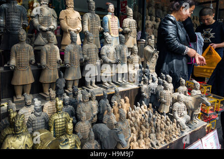 Souvenir-Shop, Museum der Qin Terrakotta-Krieger, Xian, China Stockfoto