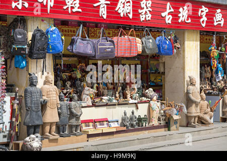 Souvenir-Shop am Museum der Terrakotta Armee, Xian, China Stockfoto