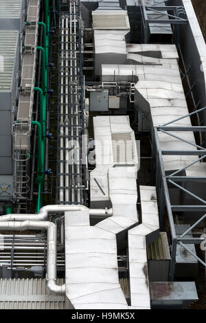 Klimaanlagen auf dem REP Theater Dach, Birmingham, UK Stockfoto