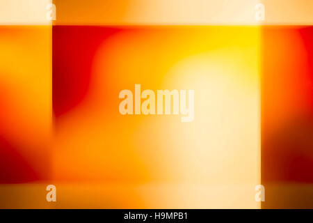 Rote und gelbe Quadrat der Hintergrund jedoch unscharf Stockfoto