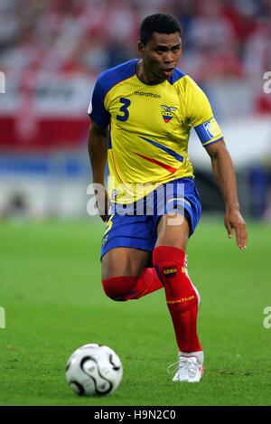 IVAN HURTADO ECUADOR & AL-ARABI WM GELSENKIRCHEN Deutschland 9. Juni 2006 Stockfoto