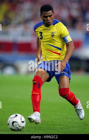 IVAN HURTADO ECUADOR & AL-ARABI WM GELSENKIRCHEN Deutschland 9. Juni 2006 Stockfoto