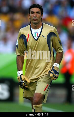 GIANLUIGI BUFFON-Italien & JUVENTUS WM HANNOVER Deutschland 12. Juni 2006 Stockfoto