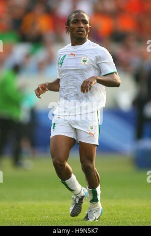 B. KONE Côte d ' Ivoire & schöne WM STUTTGART Deutschland 16. Juni 2006 Stockfoto