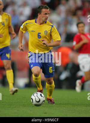 TOBIAS LINDEROTH Schweden & FC Kopenhagen PUBLIKUMSEINGÄNGE Köln Deutschland 20. Juni 2006 Stockfoto