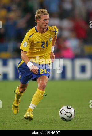 CHRISTIAN WILHELMSSON Schweden & ANDERLECHT PUBLIKUMSEINGÄNGE Köln 20. Juni 2006 Stockfoto