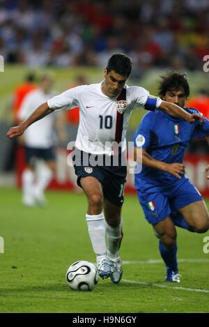 CLAUDIO REYNA Vereinigte Staaten MANCHESTER CITY WM KAISERSLAUTERN Deutschland 17. Juni 2006 Stockfoto