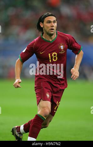 NUNO MANICHE PORTUGAL & DINAMO Moskau GELSENKIRCHEN Deutschland 21. Juni 2006 Stockfoto