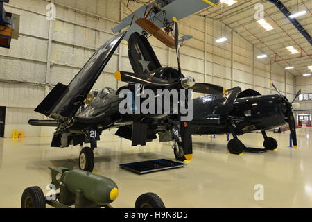 Ein Oldtimer-Flugzeuge in einem Museum in Galveston. Stockfoto