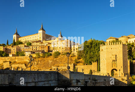 Die Alcantara Brücke in Toledo, Spanien Stockfoto