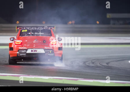 Losail International Circuit, Katar. 24. November 2016. Yvan Muller während freie Praxis 2 während der letzten Runde der FIA WTCC Kredit: Tom Morgan/Alamy Live News Stockfoto