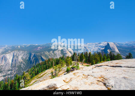 Panoramablick vom Yosemite-Nationalpark in Kalifornien Stockfoto