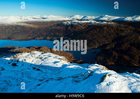 Loch Katrine von Ben Venue, Southern Highlands, Loch Lomond und Trossachs National Park, Stirlingshire Stockfoto