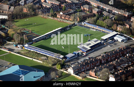 Luftaufnahme von Hyde United Football Club, Ewen Felder Stadion, Cheshire, UK Stockfoto