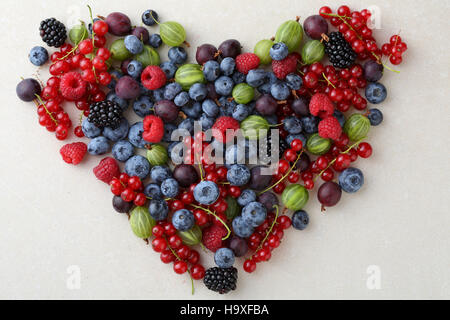 Frische Beeren-gesunde Lifestyle-Konzept, Liebe Früchte Stockfoto