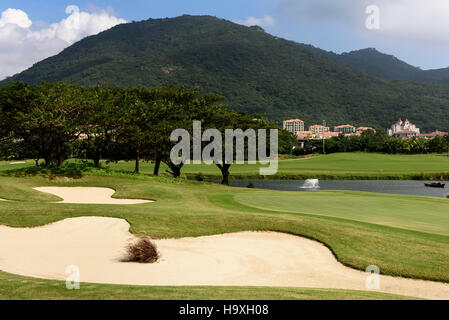 Yalong Bay Golf Course in der Nähe von Sanya, Insel Hainan, China Stockfoto