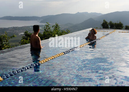 Pool des Vogelnest Resorts in der Nähe von Sanya, Insel Hainan, China Stockfoto