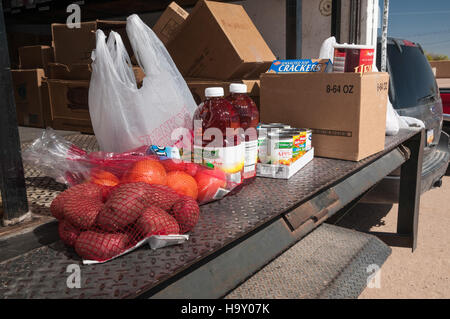Das Food Distribution Program on Indian Reservations (FDPIR) des USDA hilft indianischen Gemeinschaften bei der Nahrungsmittelhilfe, unterstützt die Ernährung und beseitigt die Ernährungsunsicherheit in diesen Gebieten. Stockfoto