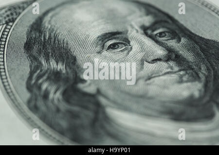 Dollar-Nahaufnahme. Benjamin Franklin Porträt auf hundert-Dollar-Schein Stockfoto