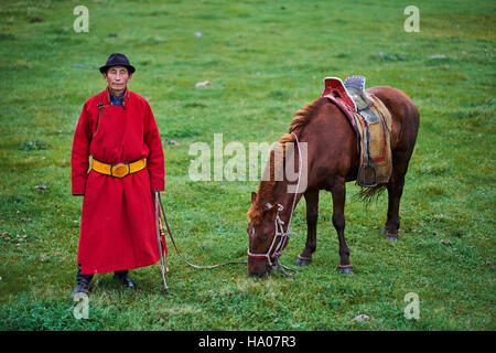 Mongolei, Provinz Arkhangai, mongolische Horserider in der steppe Stockfoto