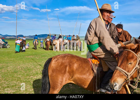 Mongolei, Bayankhongor Provinz, Naadam, Volksfest, jungen Nomaden mit ihren Urga Stockfoto