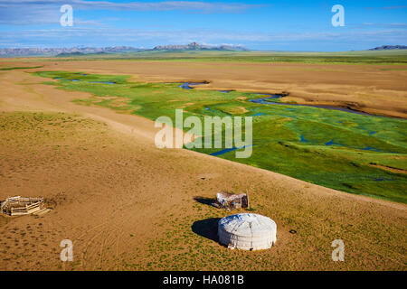 Mongolei, Provinz Zavkhan, Nomadencamp in der steppe Stockfoto