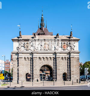 Das Renaissance-Tor, genannt Brama Wyzynna (Upland oder hohes Tor) in der Altstadt von Danzig, Polen Stockfoto