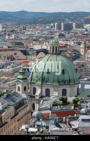 Die Kirche St. Peter (Peterskirche) - katholische Pfarrkirche im barocken Stil. Wien. Österreich Stockfoto