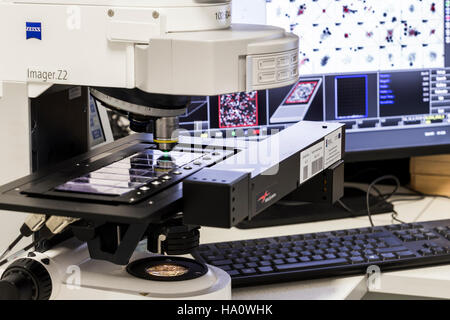 Ein Rasterkraftmikroskope im Department of Materials Science am Institut für Kernphysik in Krakau, Polen Stockfoto